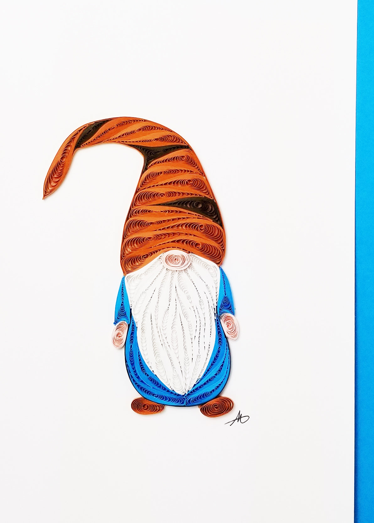 #723 B - Gnome w/ Brown Hat